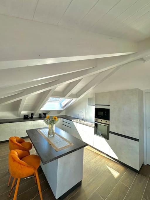 Apt. Aries - Penthouse Menaggio Exterior foto